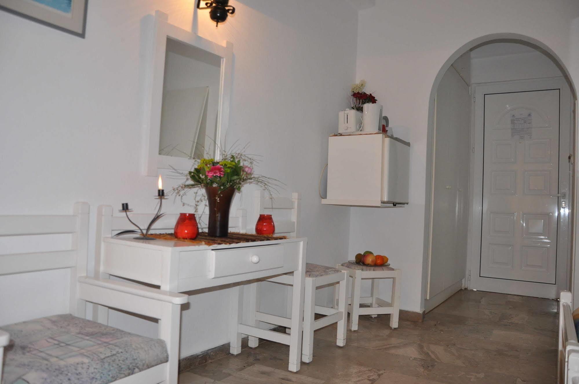 Alexandra Rooms Malia  Exterior photo